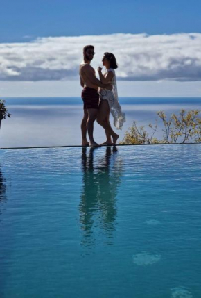 Отель Madeira Sunset Cottage - Nature Retreat  Понта-Ду-Паргу